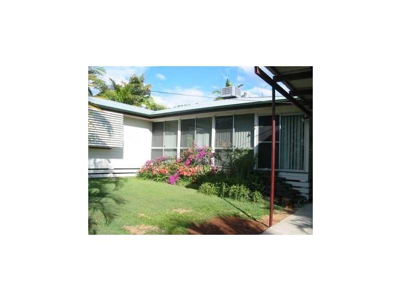 36 King Street, Moura QLD 4718