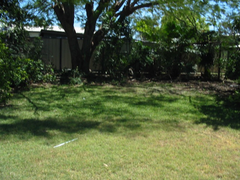 26 Young Street, Moura QLD 4718