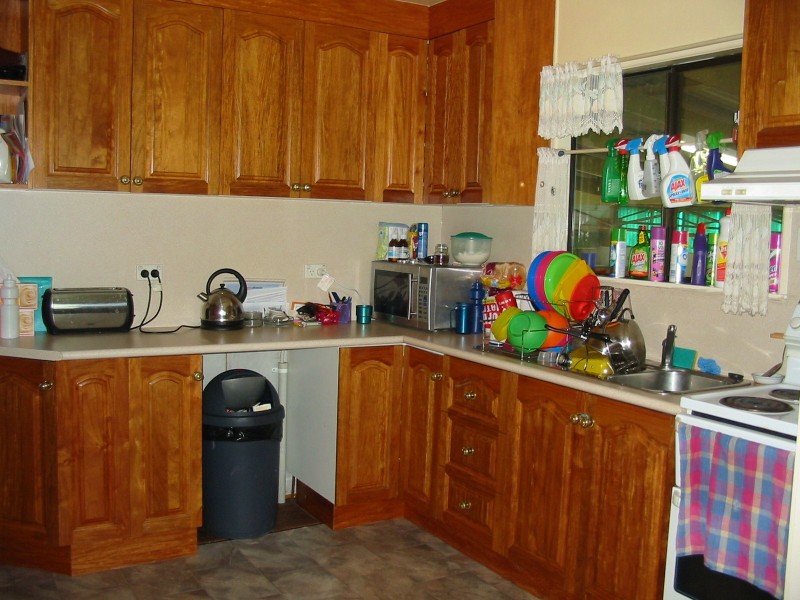 30 Knaggs Street, Moura QLD 4718