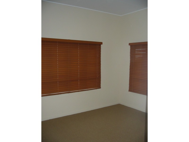 40 King Street, Moura QLD 4718