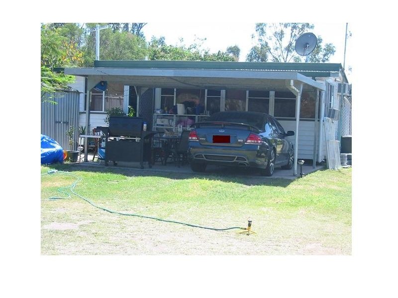 24 Young Street, Moura QLD 4718