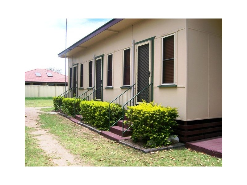4/76 Dawson Highway, Moura QLD 4718
