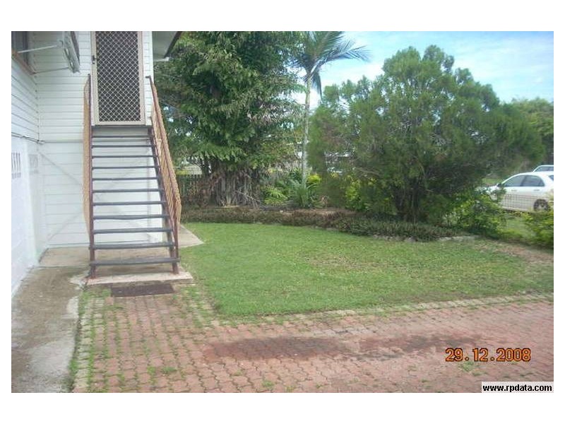 64 Hammett St, Currajong QLD 4812