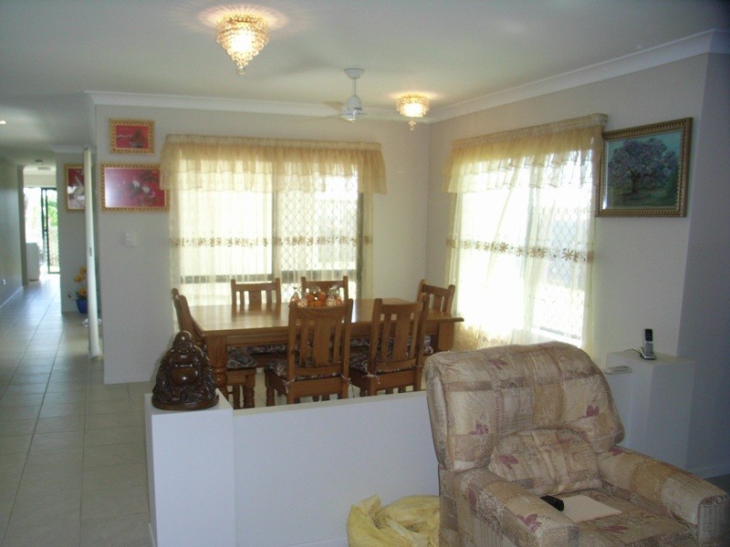 38 Gatwick St, Burdell QLD 4818