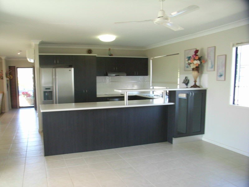 38 Gatwick St, Burdell QLD 4818