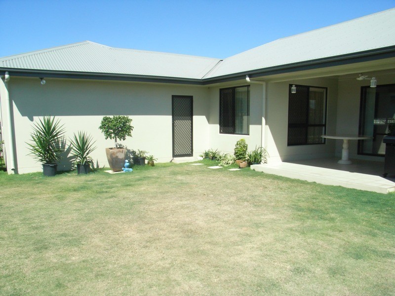 38 Gatwick St, Burdell QLD 4818