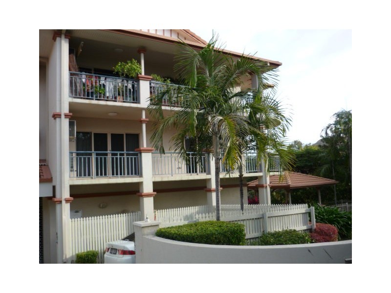 1/23 Willmett Street, North Ward QLD 4810