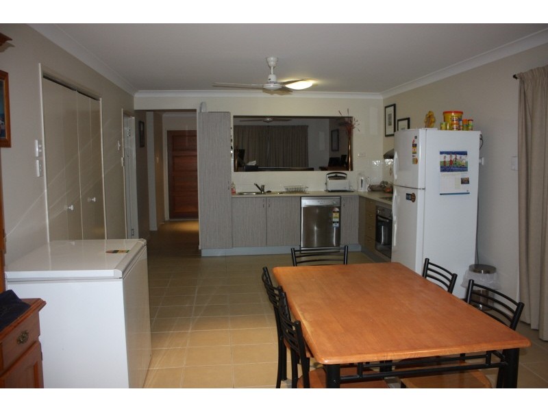 7 Wexford Cr, Burdell QLD 4818