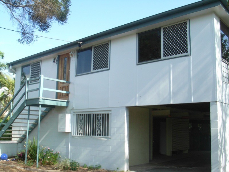 159 Francis St, West End QLD 4810