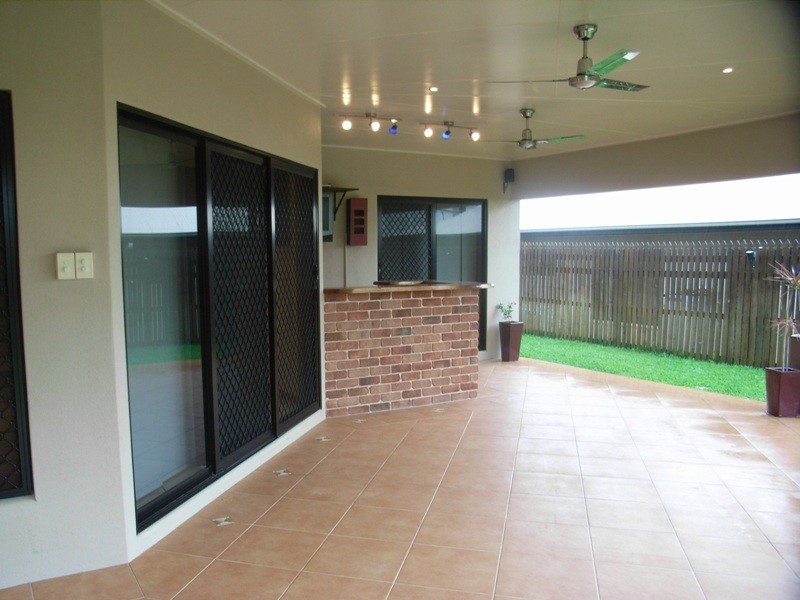 10 Kiandra Place, Mount Louisa QLD 4814