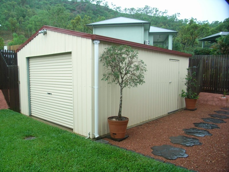 10 Kiandra Place, Mount Louisa QLD 4814