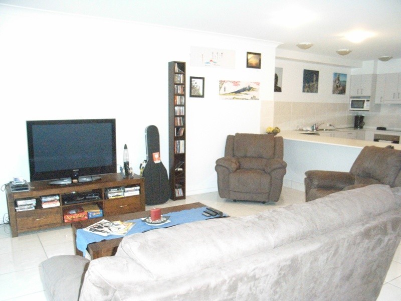 10/51 Harold St, West End QLD 4810