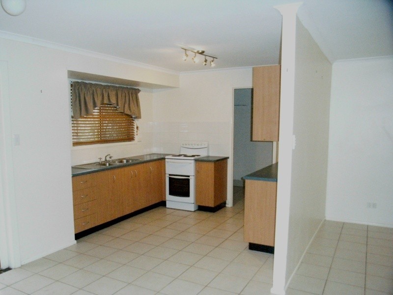 11 Loretta Ct, Rasmussen QLD 4815