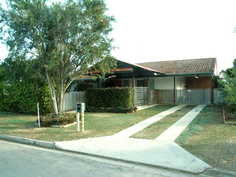 11 Loretta Ct, Rasmussen QLD 4815