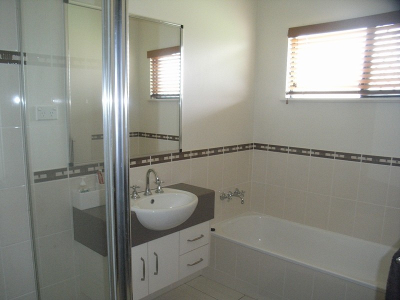 1 Juneehordern Ct, Rupertswood QLD 4817