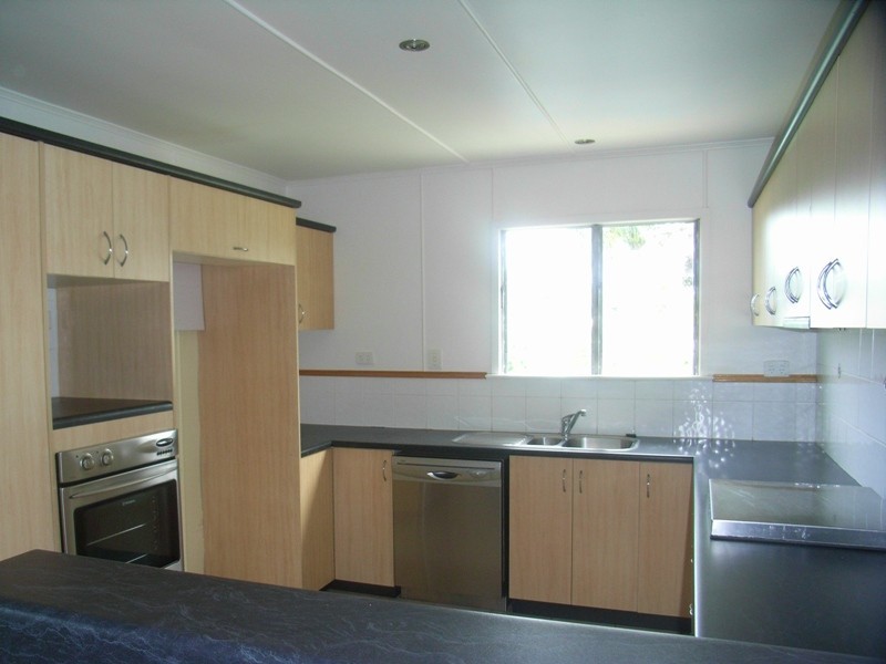 14 Crocker St, Heatley QLD 4814