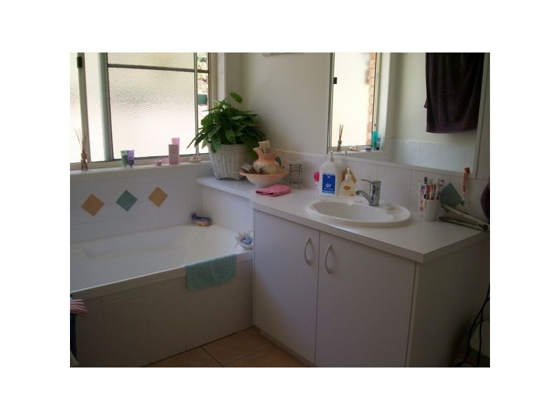 Hodgson Vale QLD 4352