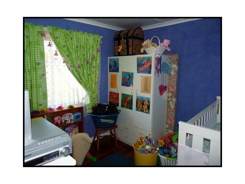 7 Belrose Avenue, Petrie QLD 4502