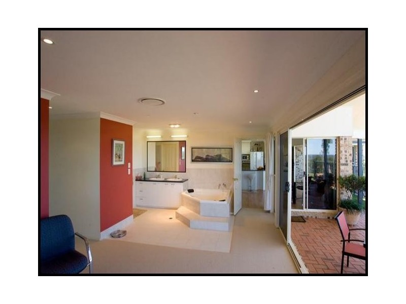 73 Smiths Road, Kurwongbah QLD 4503