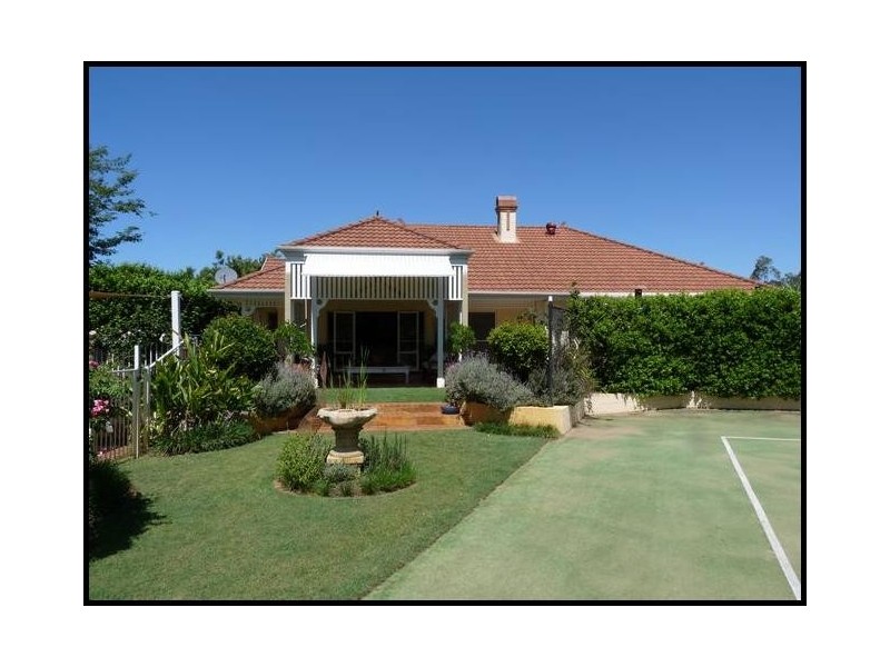 4 Guildhall Court, Murrumba Downs QLD 4503