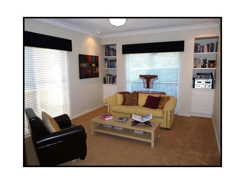 4 Guildhall Court, Murrumba Downs QLD 4503