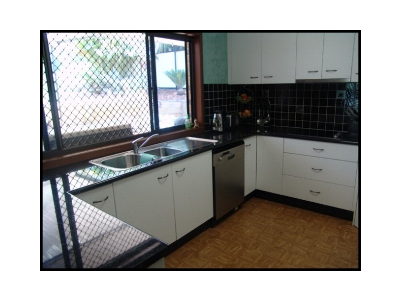 24 Eacham Street, Petrie QLD 4502