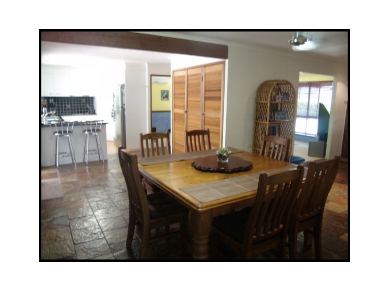 24 Eacham Street, Petrie QLD 4502