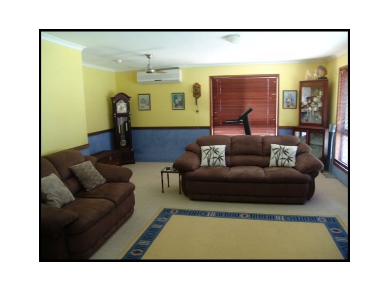 24 Eacham Street, Petrie QLD 4502