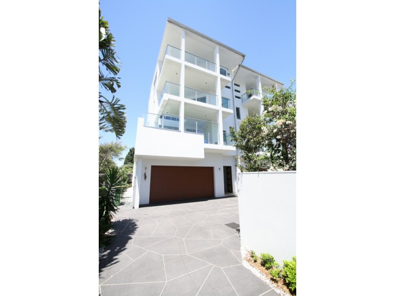 1/94 Pacific Parade, Bilinga QLD 4225