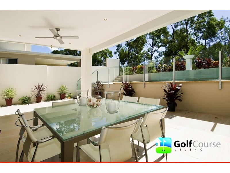 8002 Vista Court, Ashmore QLD 4214