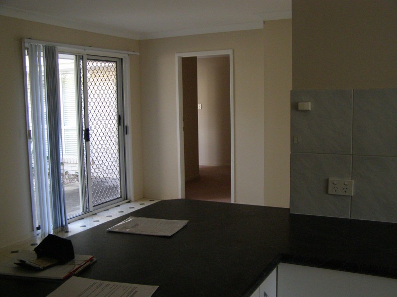 2 Eric Sykes Close, Parkwood QLD 4214