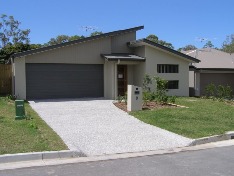 9 Christopher Street, Pimpama QLD 4209