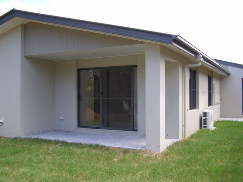 9 Christopher Street, Pimpama QLD 4209