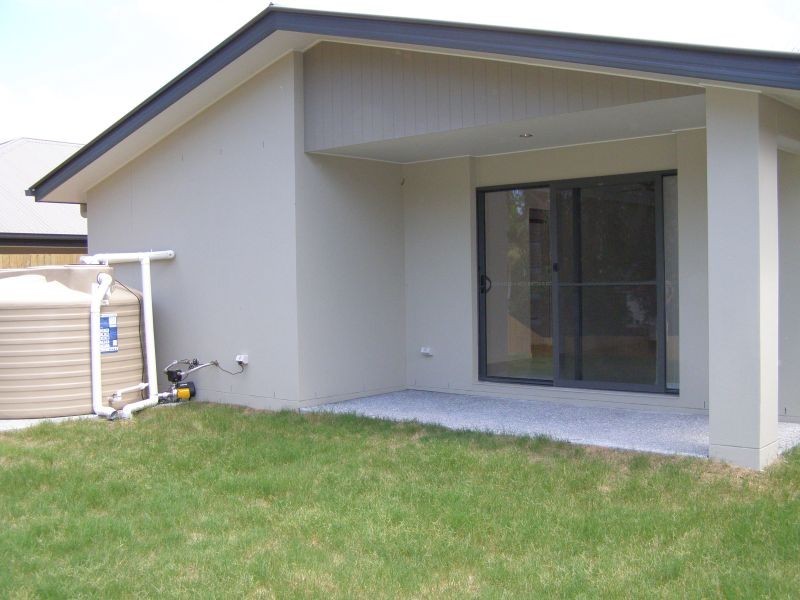 9 Christopher Street, Pimpama QLD 4209