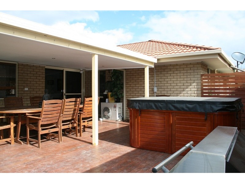 Little Mountain QLD 4551