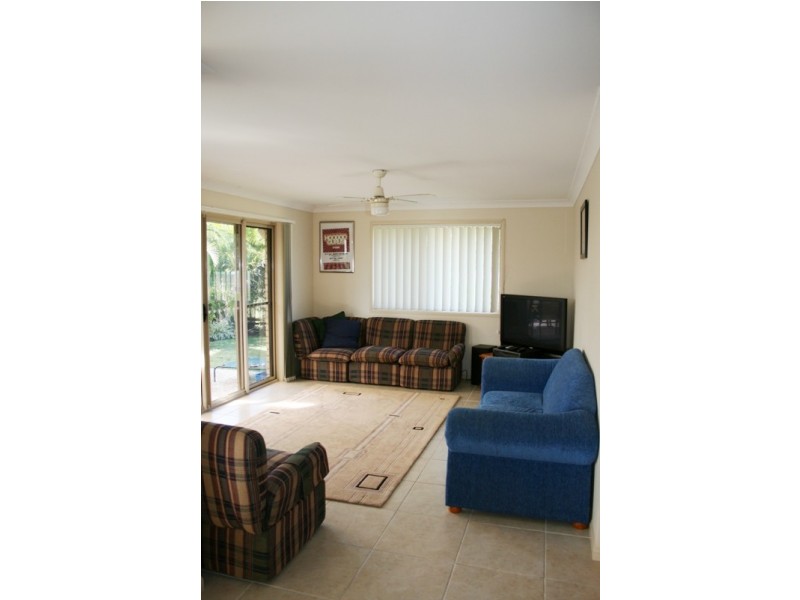 Little Mountain QLD 4551