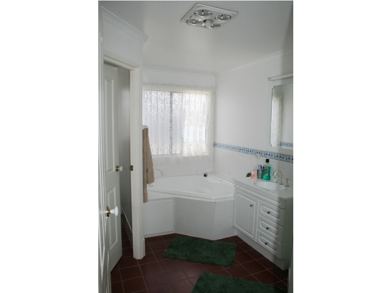 120 The Esplanade, Golden Beach QLD 4551