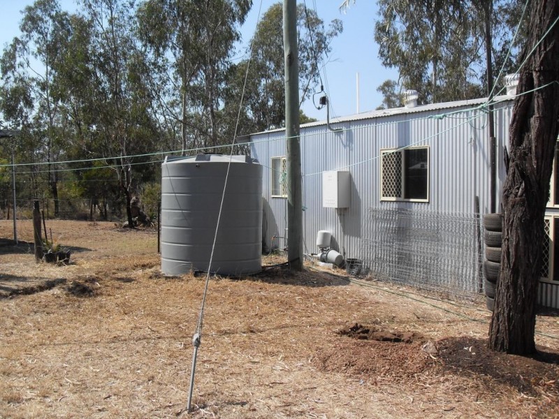 4 Avoca Avenue, Rubyvale QLD 4702