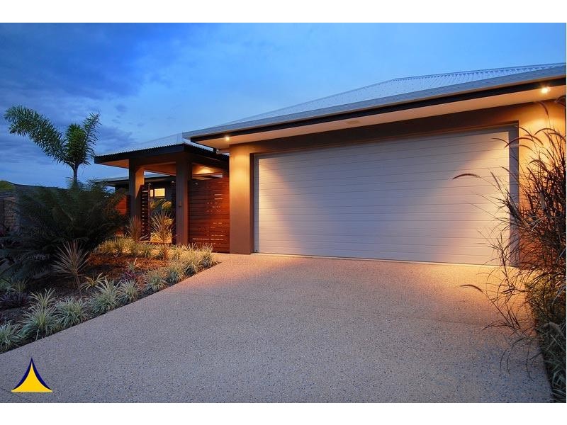 3 Greenvale Close, Smithfield QLD 4878