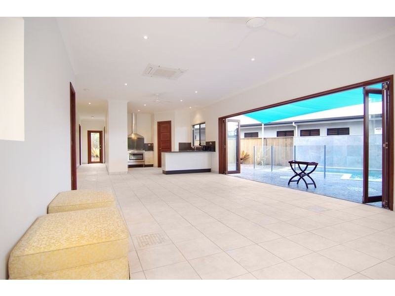 Smithfield QLD 4878
