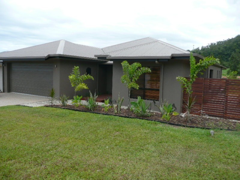 3 Rossmann Road, Smithfield QLD 4878