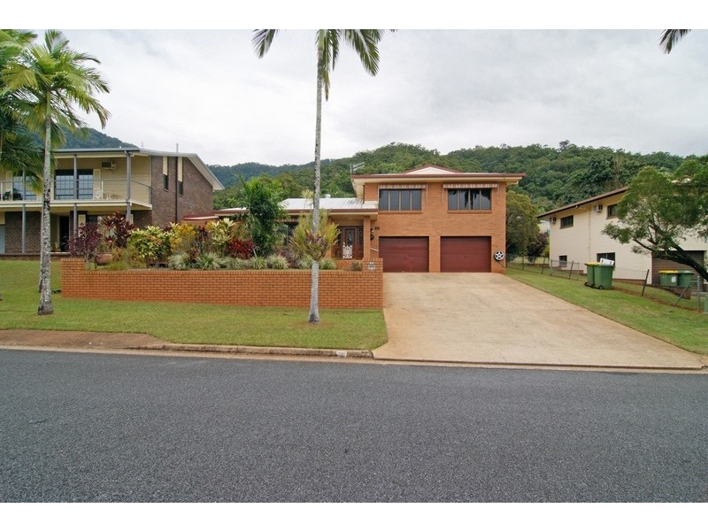 17 Bayview Street, Bayview Heights QLD 4868