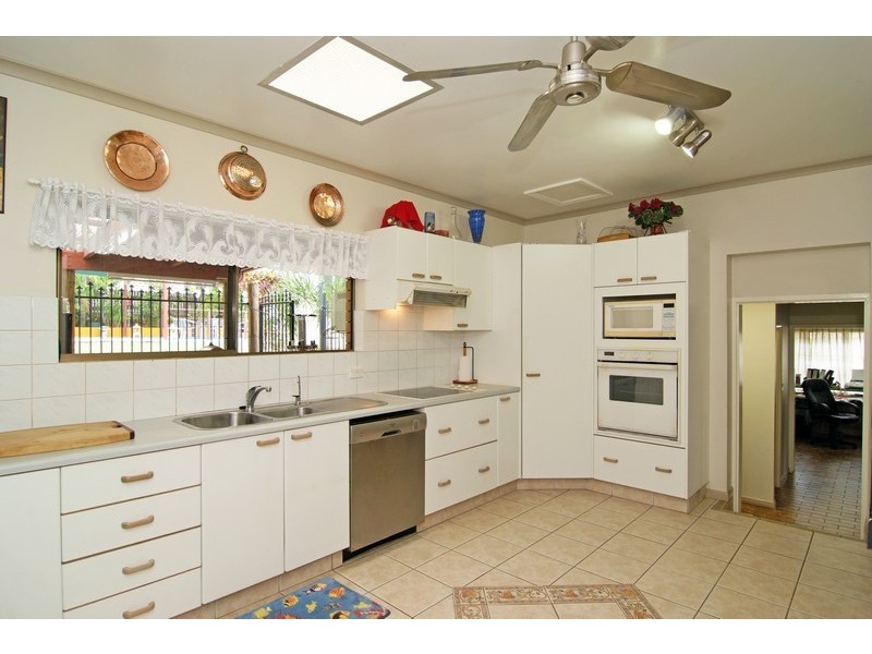 17 Bayview Street, Bayview Heights QLD 4868