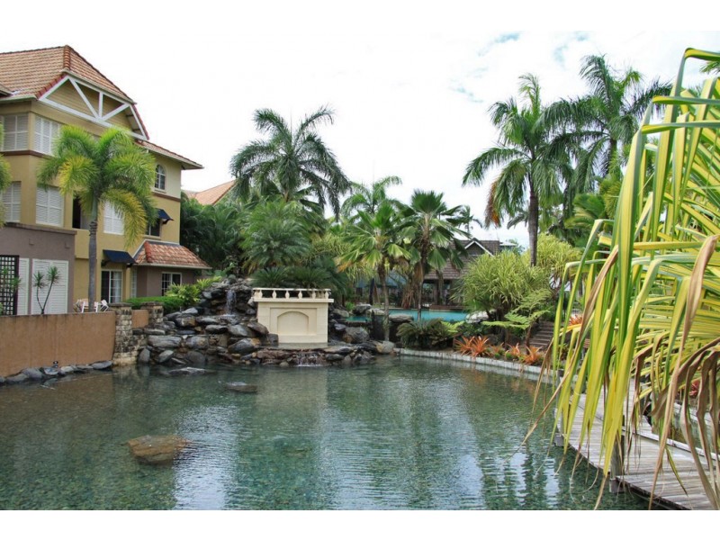 908/2 Greenslopes Street, Cairns North QLD 4870