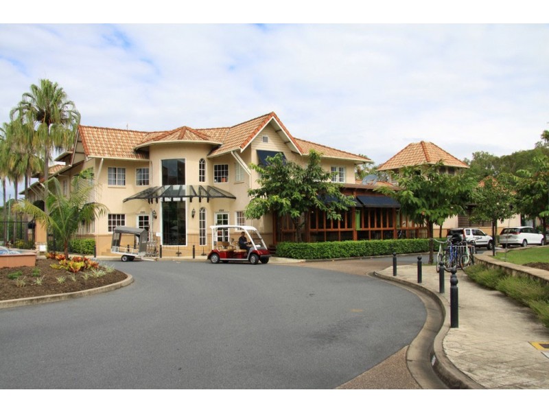 908/2 Greenslopes Street, Cairns North QLD 4870