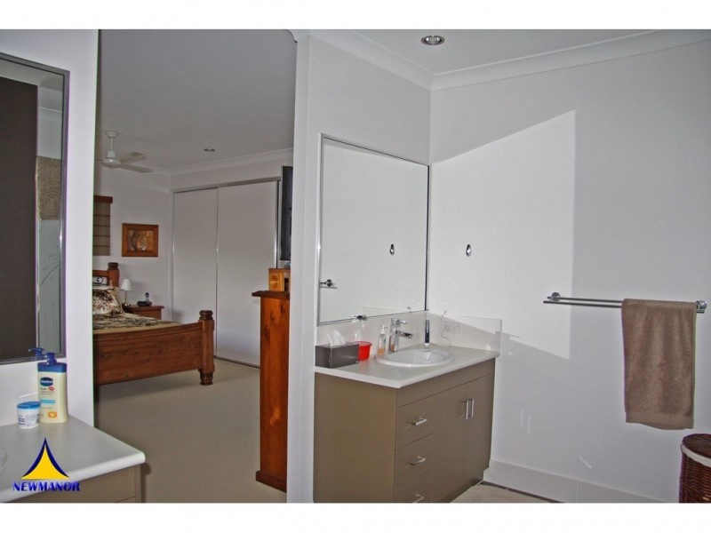 9 Bushlark Place, Smithfield QLD 4878