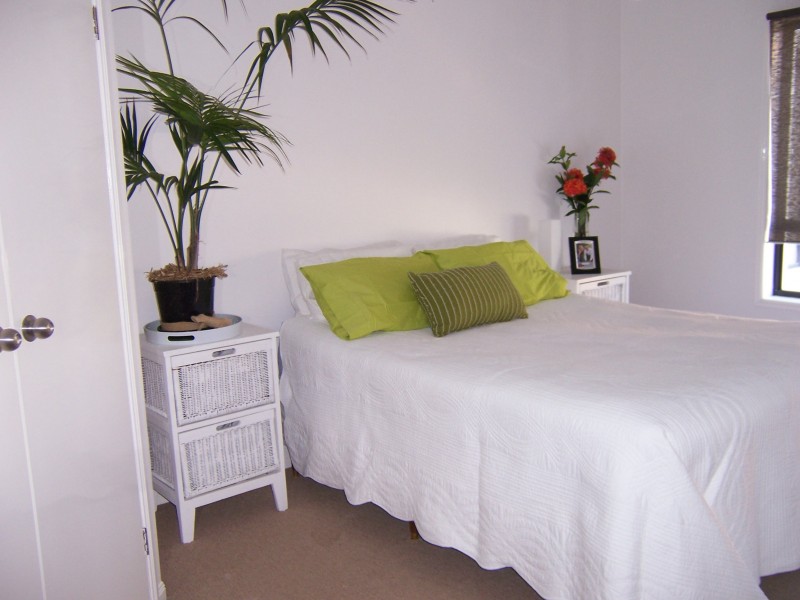 25/16 Purli Street, Chevron Island QLD 4217