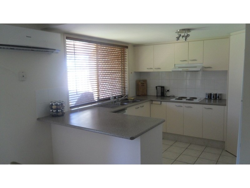 44/2 Cassowary Drive, Burleigh Waters QLD 4220