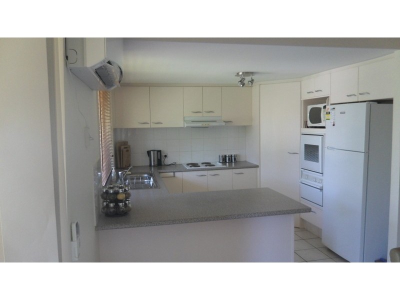 44/2 Cassowary Drive, Burleigh Waters QLD 4220