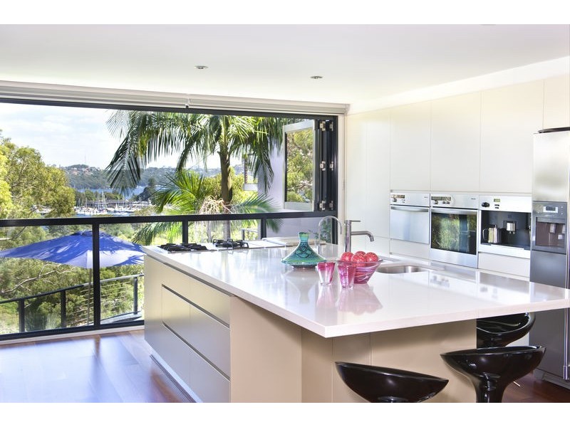 14 Amiens Rd, Clontarf NSW 2093